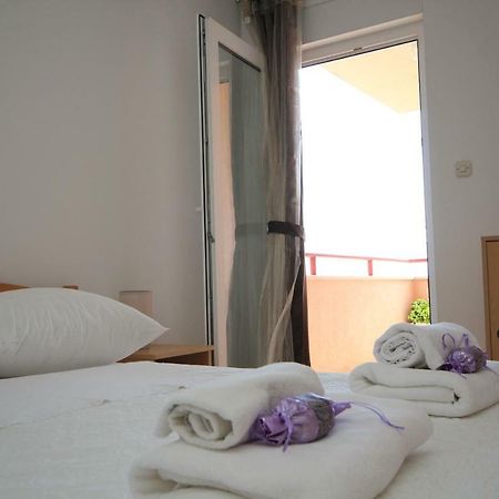 Comfort Sea View Apartment With Parking And Two Bedrooms Baska Voda Exterior photo