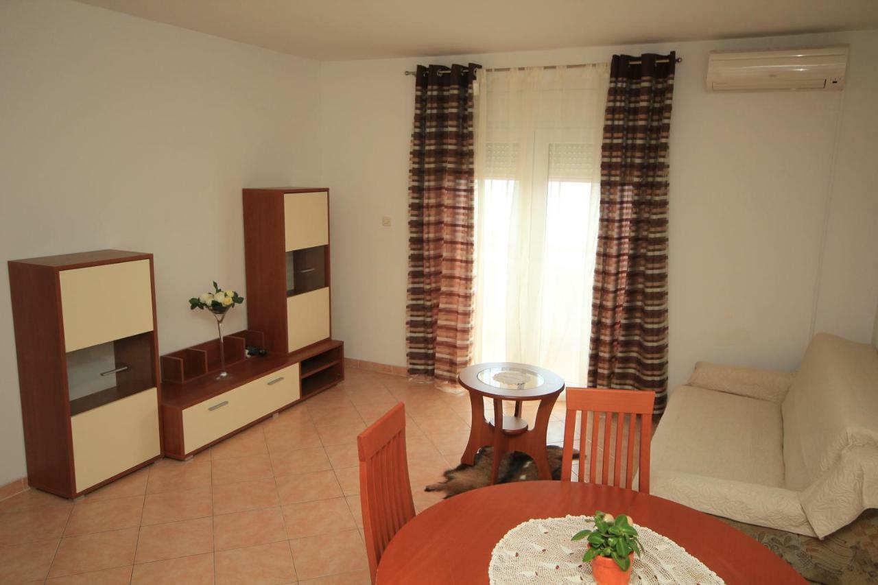 Comfort Sea View Apartment With Parking And Two Bedrooms Baska Voda Exterior photo